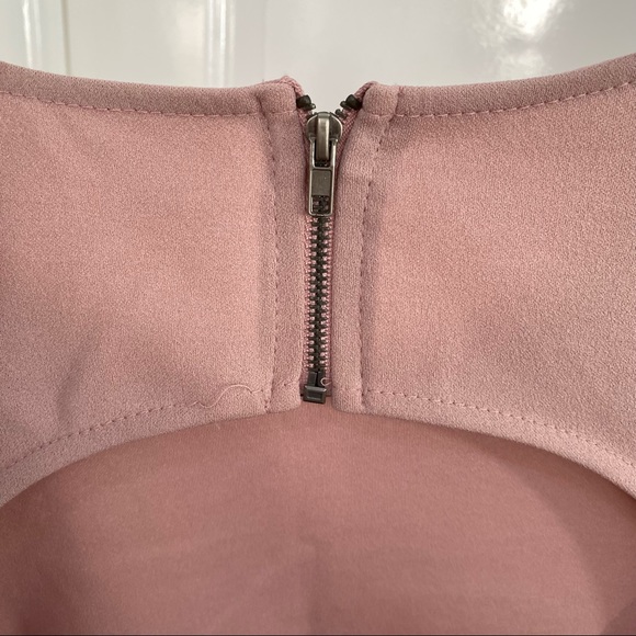 Windsor Cut Out Back Long Sleeves Dark Mauve Dress Size XS - Picture 8 of 12